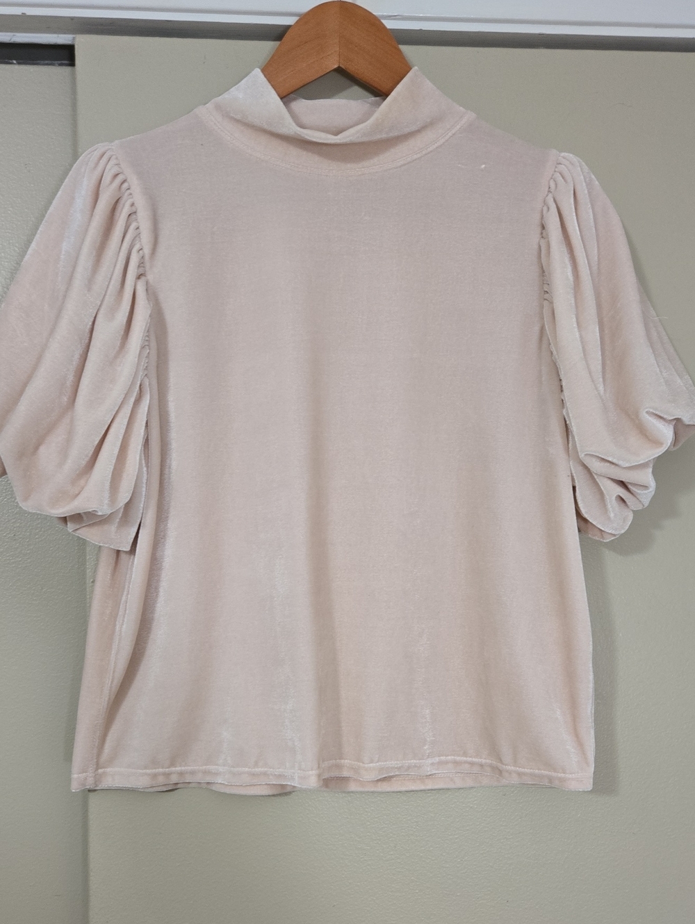 Free People Soft Puff Sleeve Mock Neck Top - Blush Pink Size Small